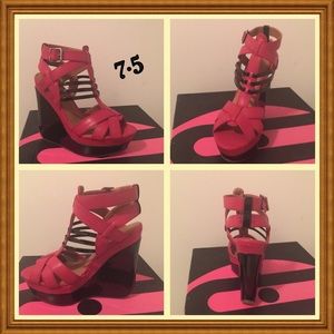 New Michael Antonio size 7.5